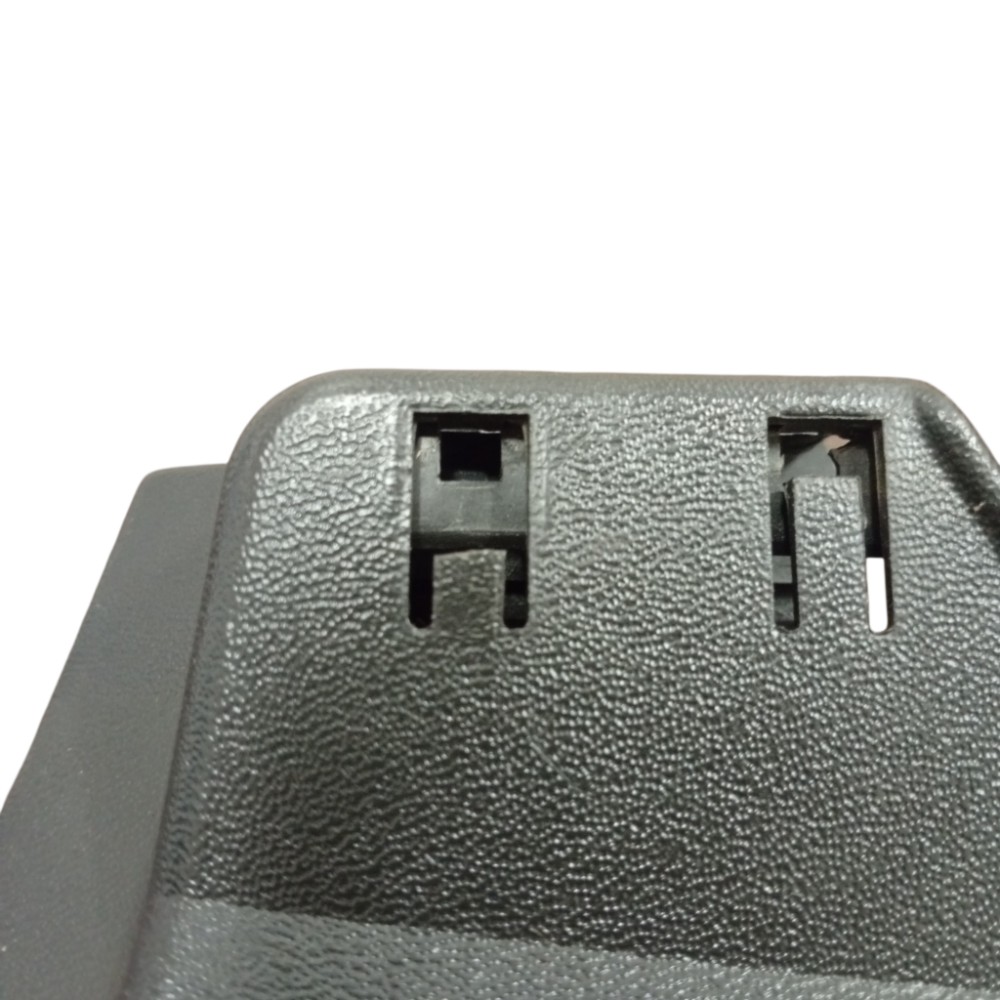 Moldura Trilho Banco Direito Gm Vectra 1995 1996 C/detalhe 3