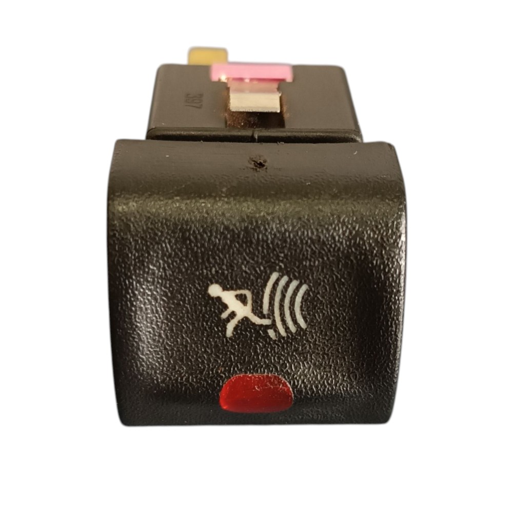 Botão Alarme Sensor Interruptor Painel Gm Vectra 1997 A 2000