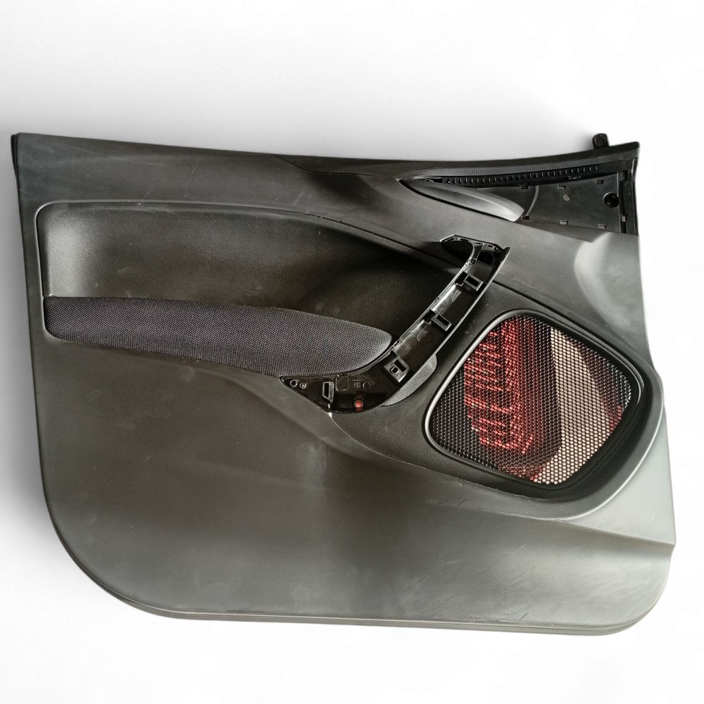 Forro De Porta Dianteiro Esquerdo Fiat Argo 2017 A 2020