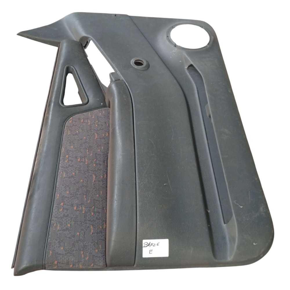 Forro De Porta Blazer Lado Esquerdo 2001 A 2011 Original  Preta