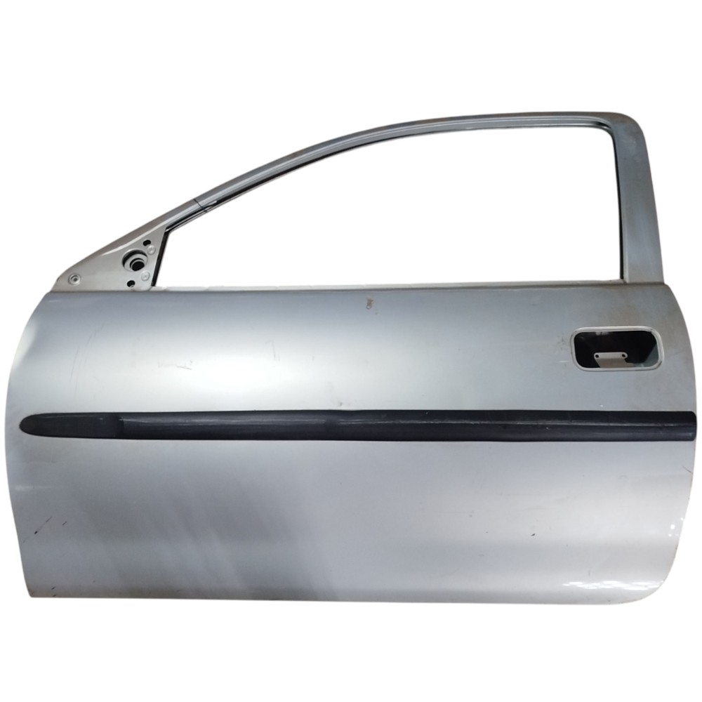 Porta dianteira esquerda Gm Corsa Wind 2000 com detalhes