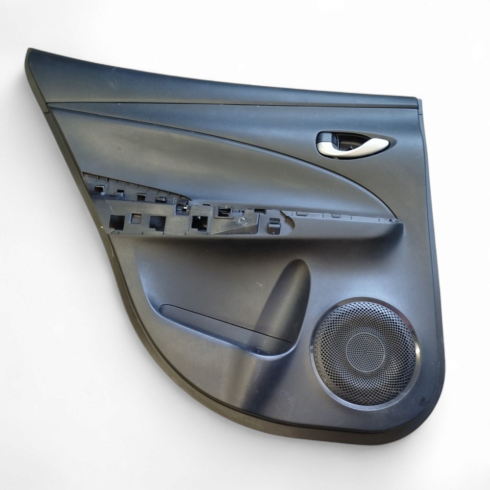 Forro Porta Traseira Esquerda Toyota Hatch 2019 A 2023