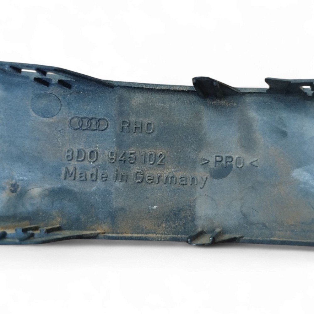 Moldura Laterna Direita Audi A4 1994 A 1997 Original 7