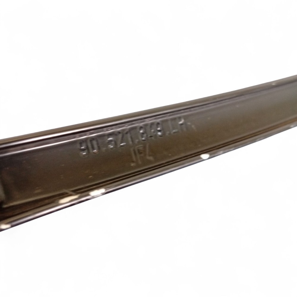 Guia de vidro traseiro esquerdo astra 1999 a 2011 c/detalhe