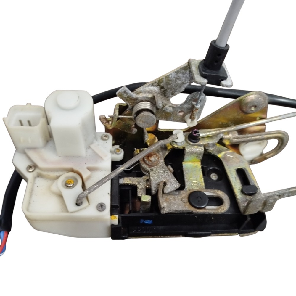 Fechadura Porta Traseira Esquerda Volkswagen Fox 2005/2007 3