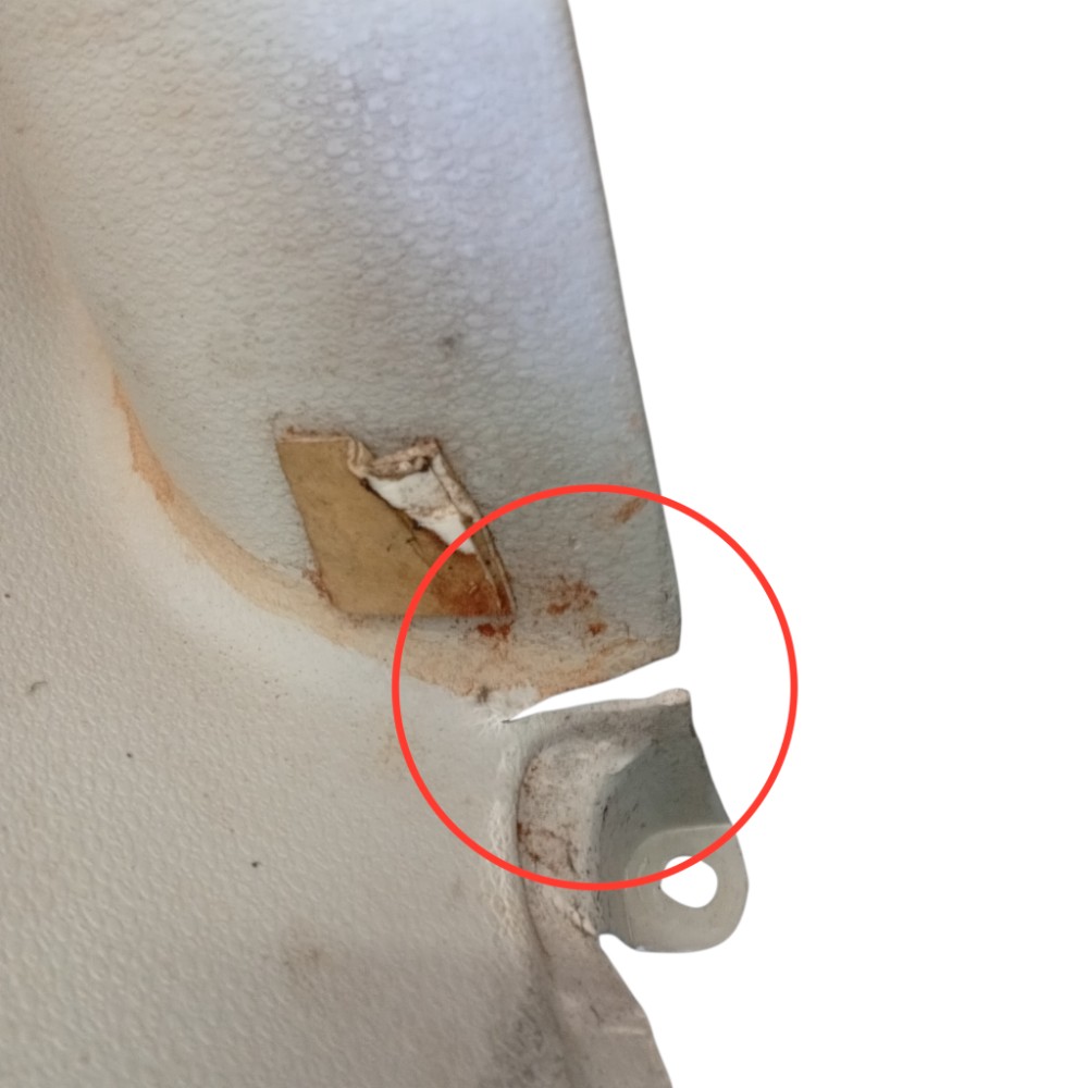 Suporte bagagito coluna direito fox 2013 a 2014 C/detalhe 6