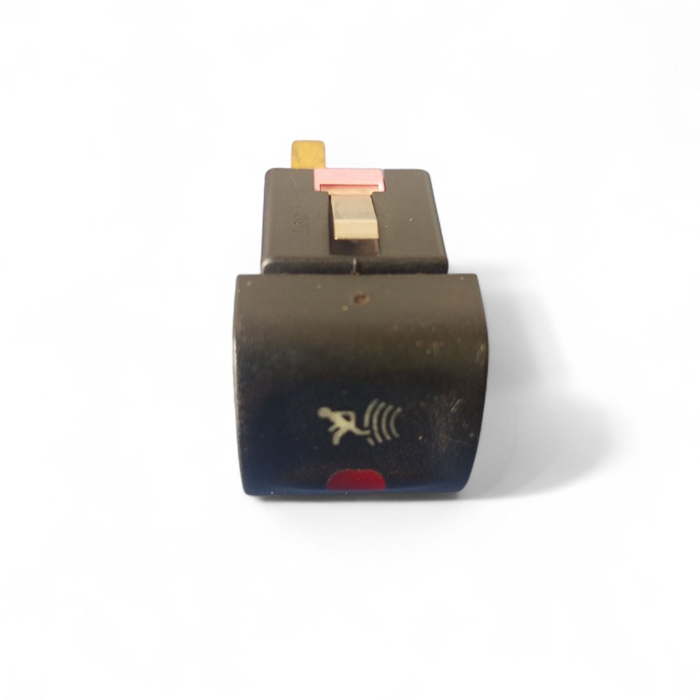 Botão Alarme Sensor Interruptor Painel Gm Vectra 1997 A 2000