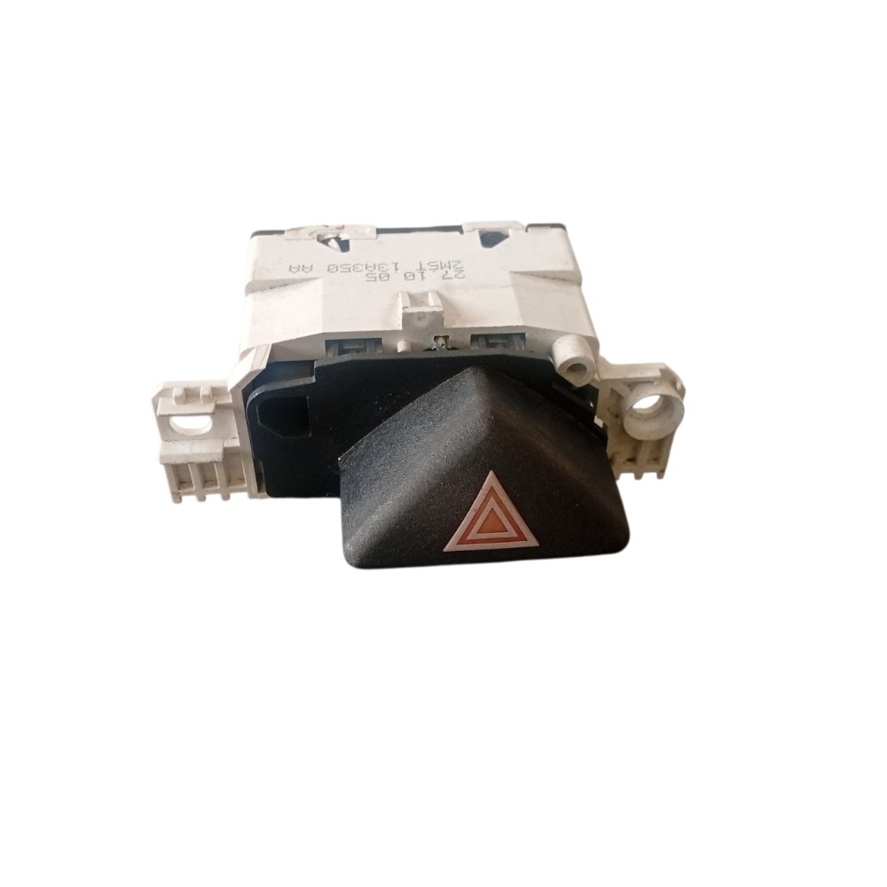 Botão Do Pisca Alerta Ford Focus 2005 A 2006 Original