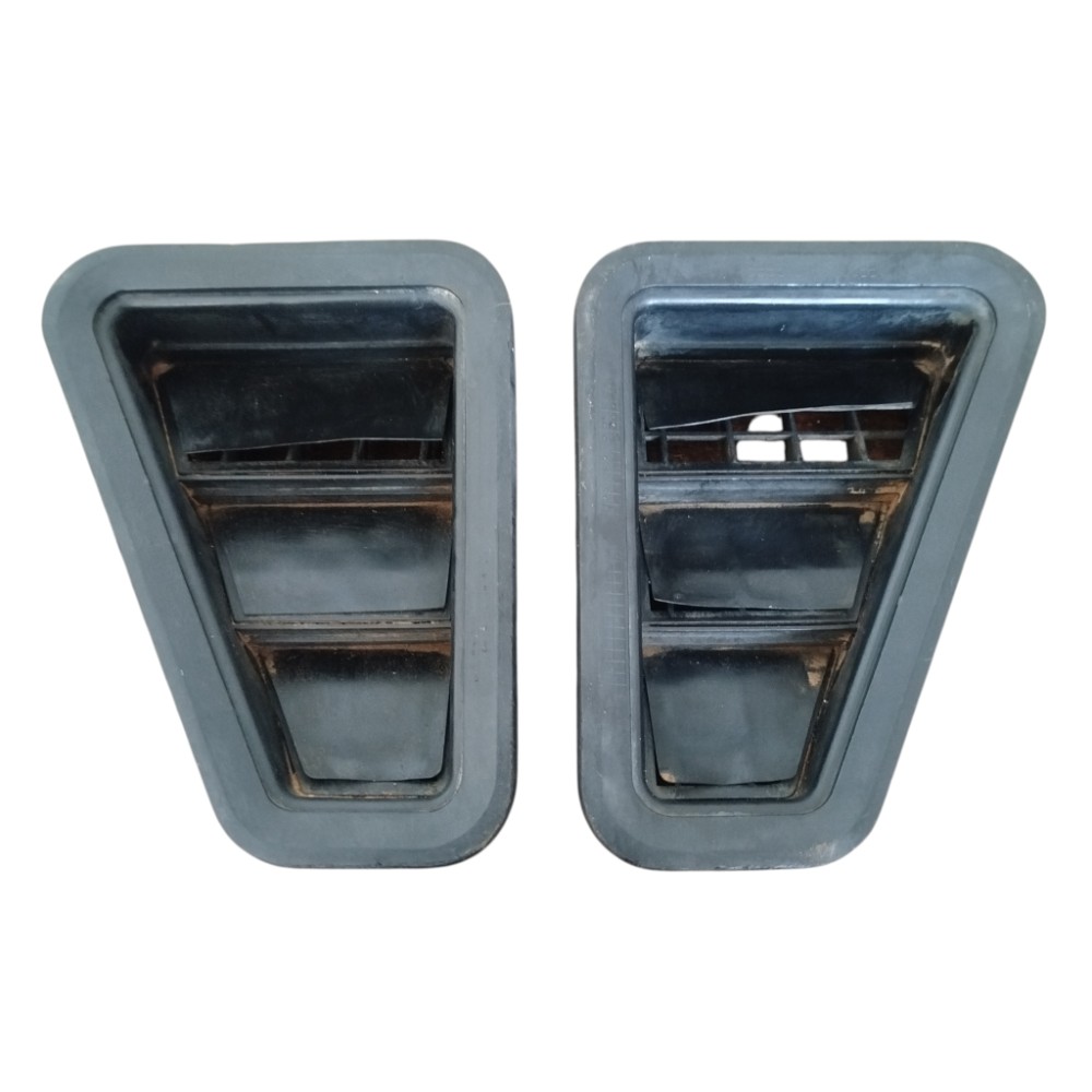 Par Grade Ventilação Interna Vw Gol 1994 A 2011 Original