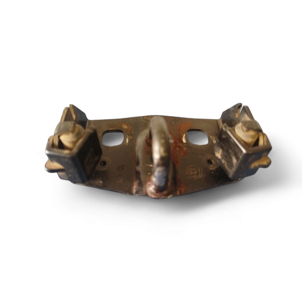 Batente De Fechadura Porta Malas Citroen C3 2010 Original