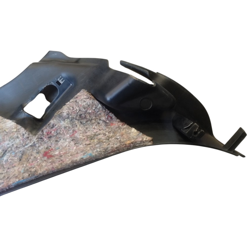 Moldura Lateral Traseira Esquerda Gm Astra Sedan 2004 2005 5
