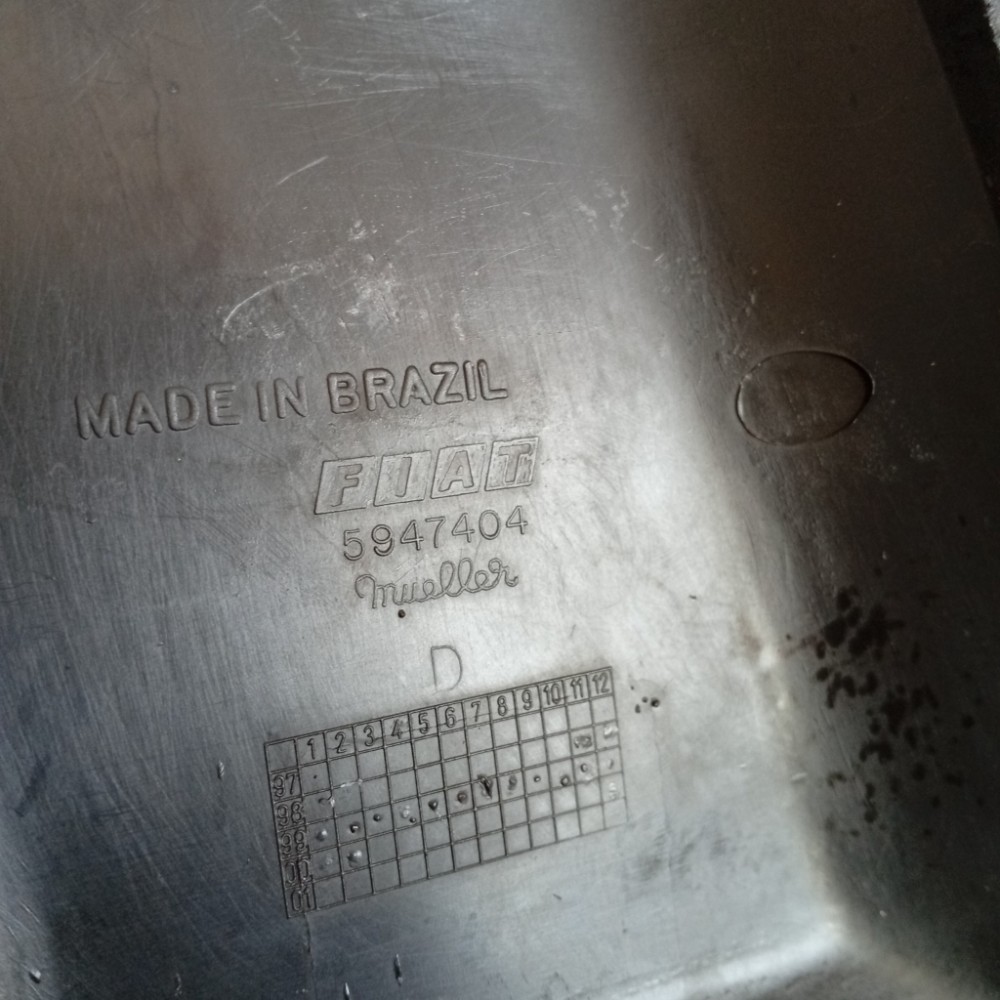 Moldura Coluna Direito Fiat Uno Mille 2000 C/detalhes 6