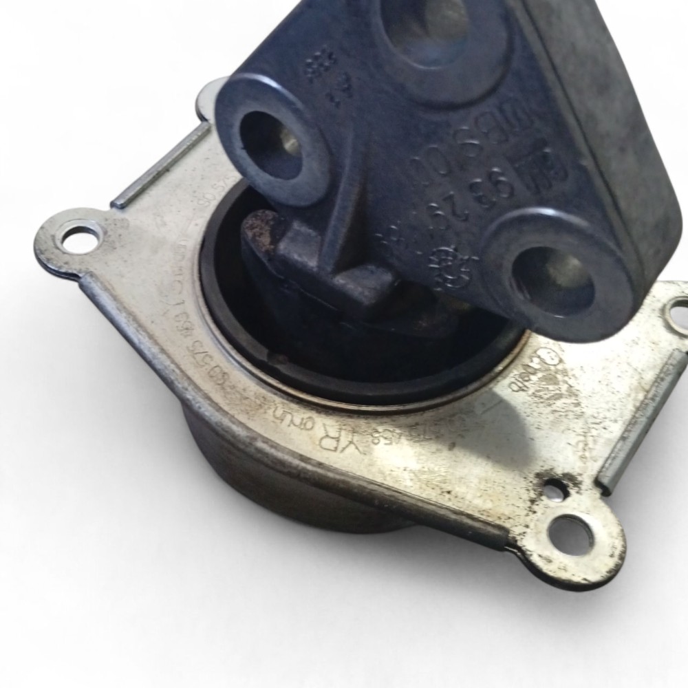 Suporte Coxim Motor Lado Esquerdo Gm Astra 1999 A 2005 2