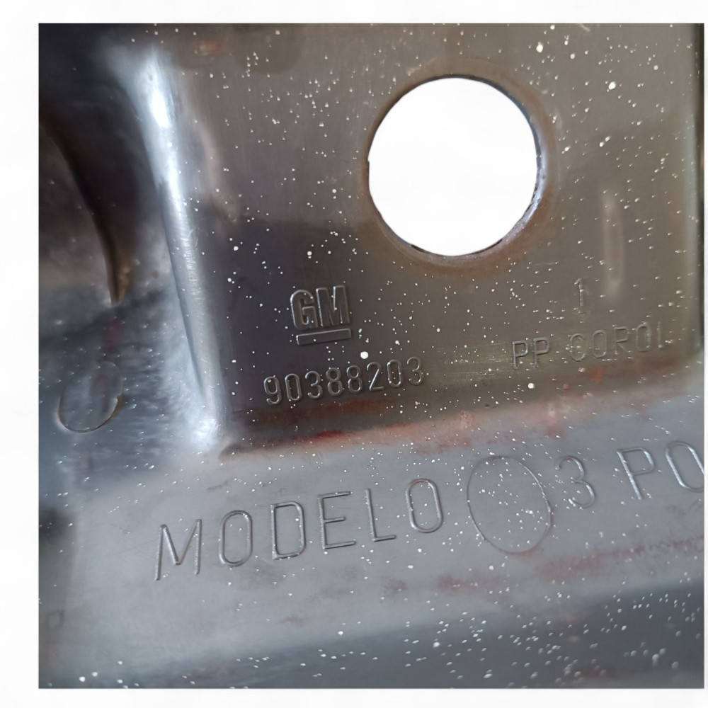 Soleira Interno Porta Malas Gm Corsa Wind 1995 A 2002 8
