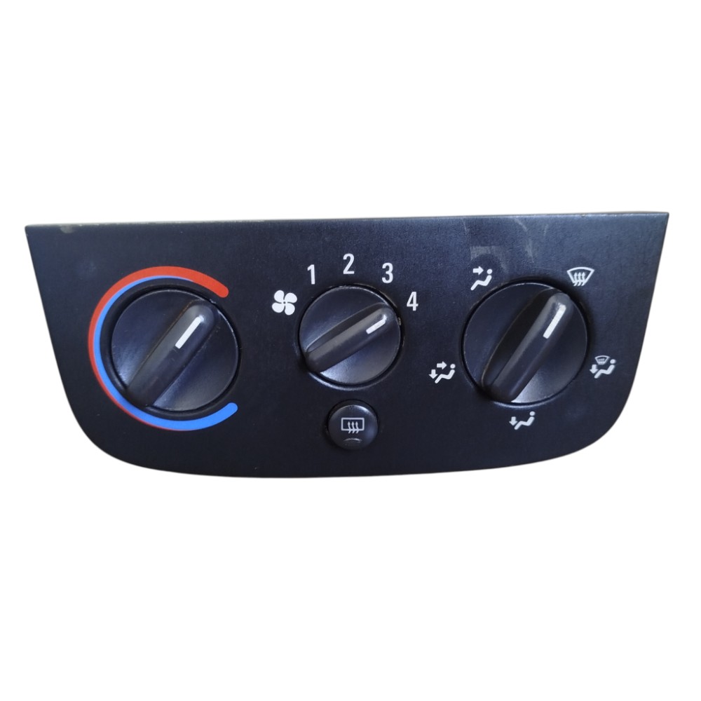 Comando Ar Painel Condicionado Gm Corsa Montana 2002 A 2012
