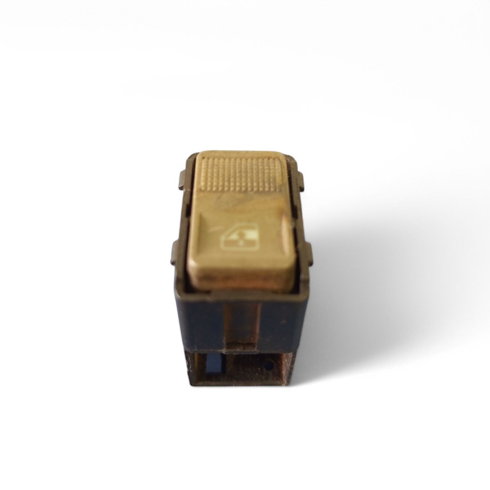 Botão Vidro Elétrico Traseiro G3 Vw Gol Parati 1999