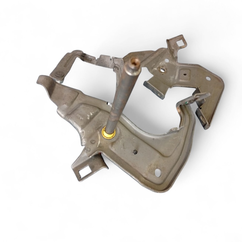 Suporte pedaleira Gm meriva joy 2003 a 2011 c/detalhe