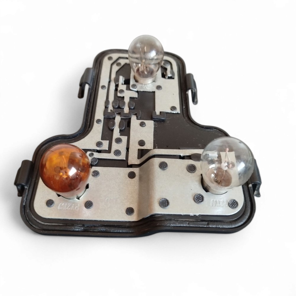 Circuito Soquete Lanterna Traseira Lado Direito Uno Mille