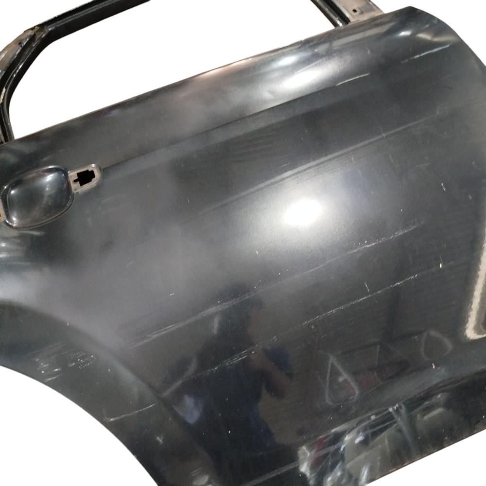 Porta Traseira Direita Ford Focus 2009 2010 Com Detalhe Traseira Direita Preta