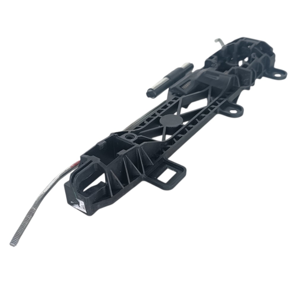 Suporte Maçaneta GM Tracker 2023 2024 Dianteira Esquerda