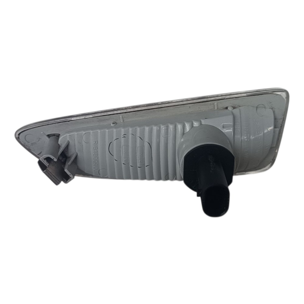 Lanterna Pisca Paralama Direito Chevrolet Onix 2020 2023 Branco 4