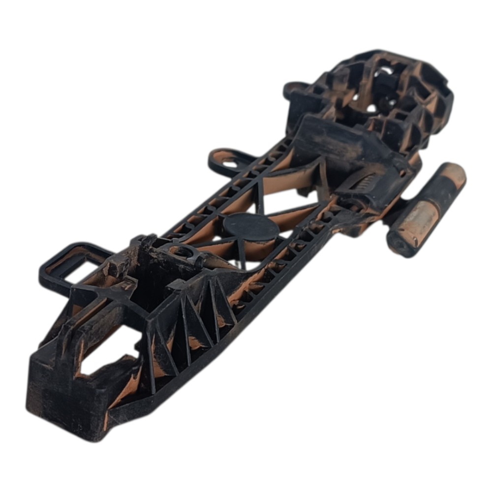 Suporte Da Maçaneta Chevrolet Tracker 2024 Traseira Direita Preto Traseira 1