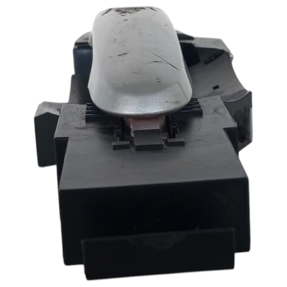 Maçaneta Externa Dianteiro Direito Nissan Versa 2012 2019 Tem Que Pintar 4