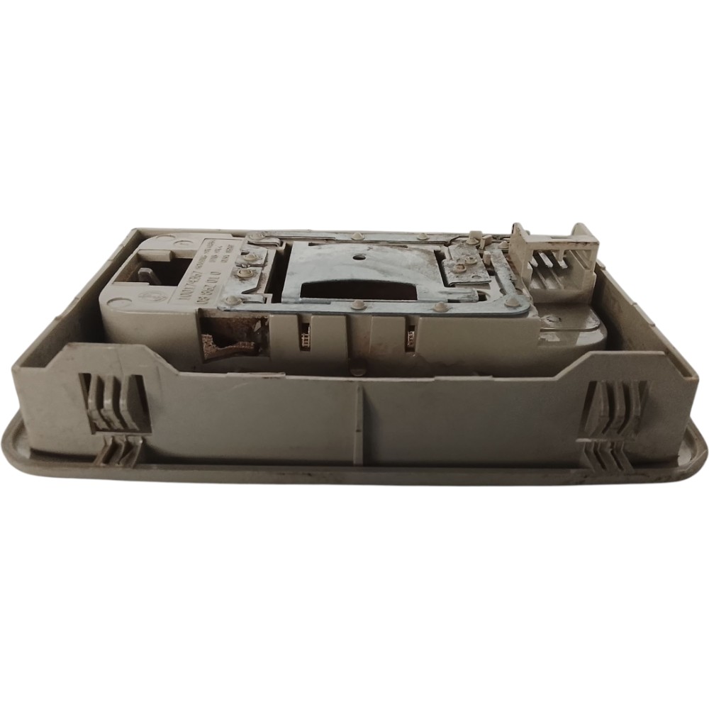 Luz teto cortesia fiat strada palio siena  2007 2017 5