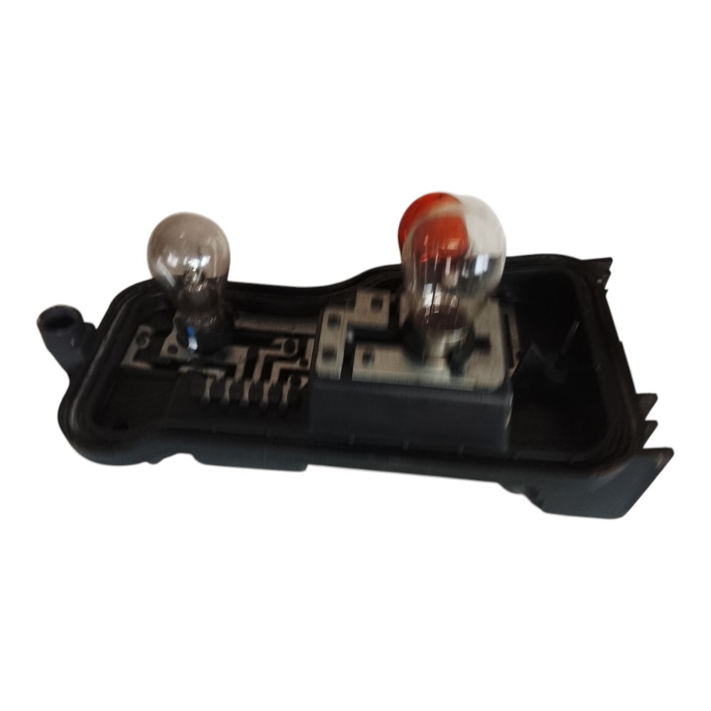 Circuito Eletrico Laterna Traseira Direita Vw Saveiro 09/16 1