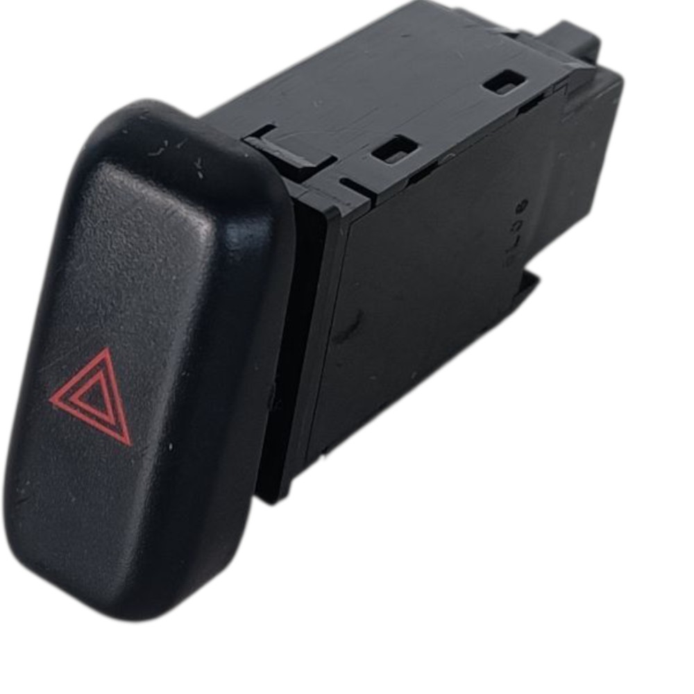 Botão Interruptor Pisca Alerta Mitsubishi Pajero Tr4 03/15 Preto 1