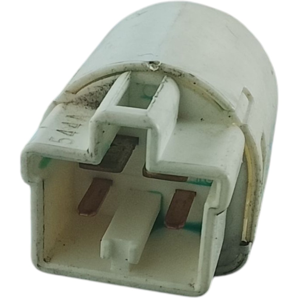 Interruptor de pedal freio Toyota etios 2015 3