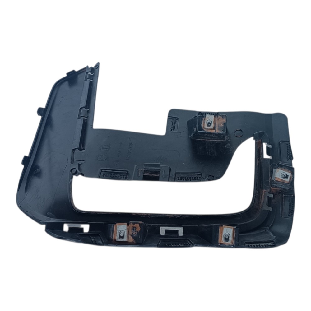 Moldura Grade Farol Milha Direito Gm Tracker 2020 2024 Preto Direito 2