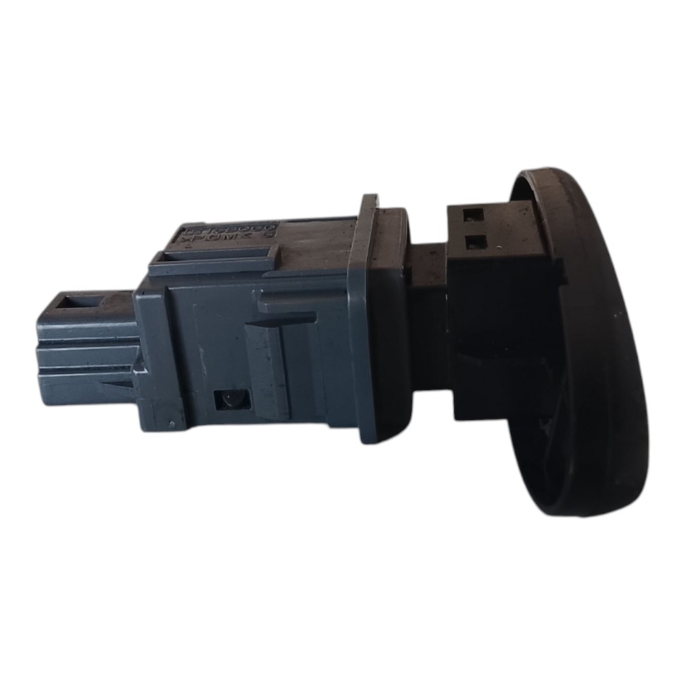 Botão pisca alerta toyota etios sedan 2015 4