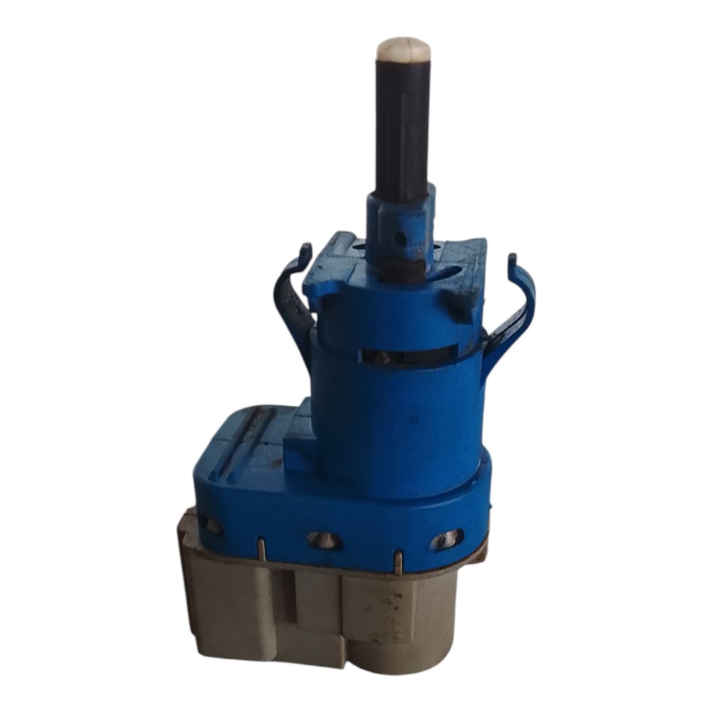 Sensor pedal interruptor freio ford focus  ka 2015 2017 2