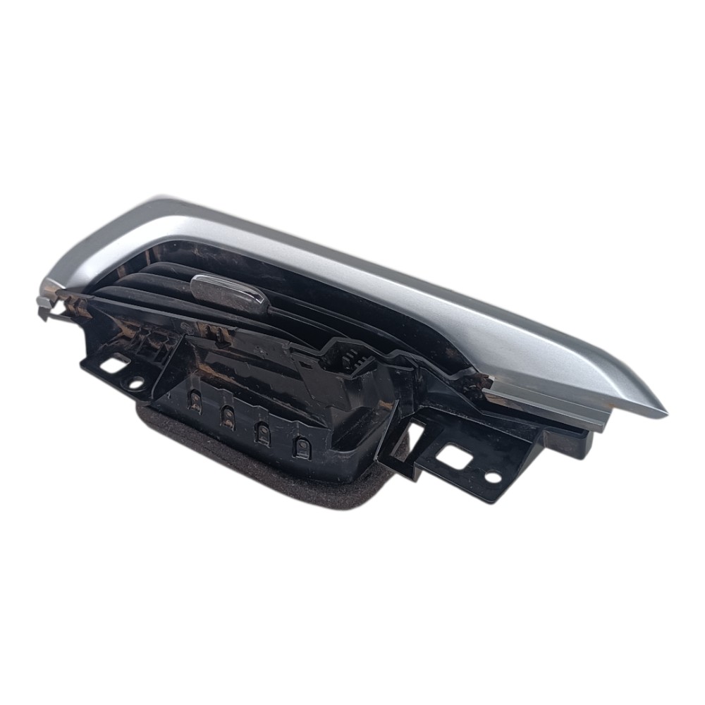Difusor De Ar Chevrolet Tracker 2024 Lado Passsageiro