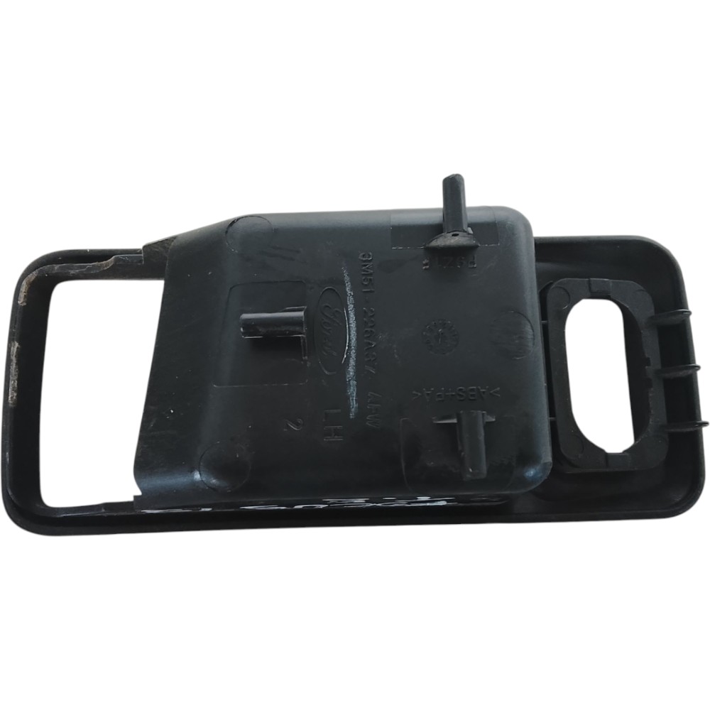 Moldura maçaneta interna ford focus 2013 traseira esquerda 2