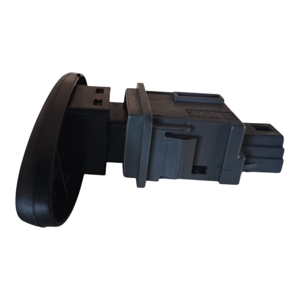 Botão pisca alerta toyota etios sedan 2015 3