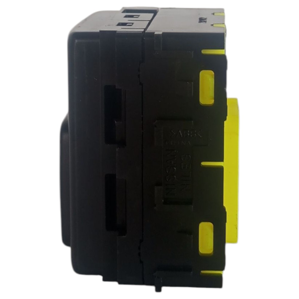 Botão Retrovisor Nissan Versa March 2010 2011 2012 2015 3