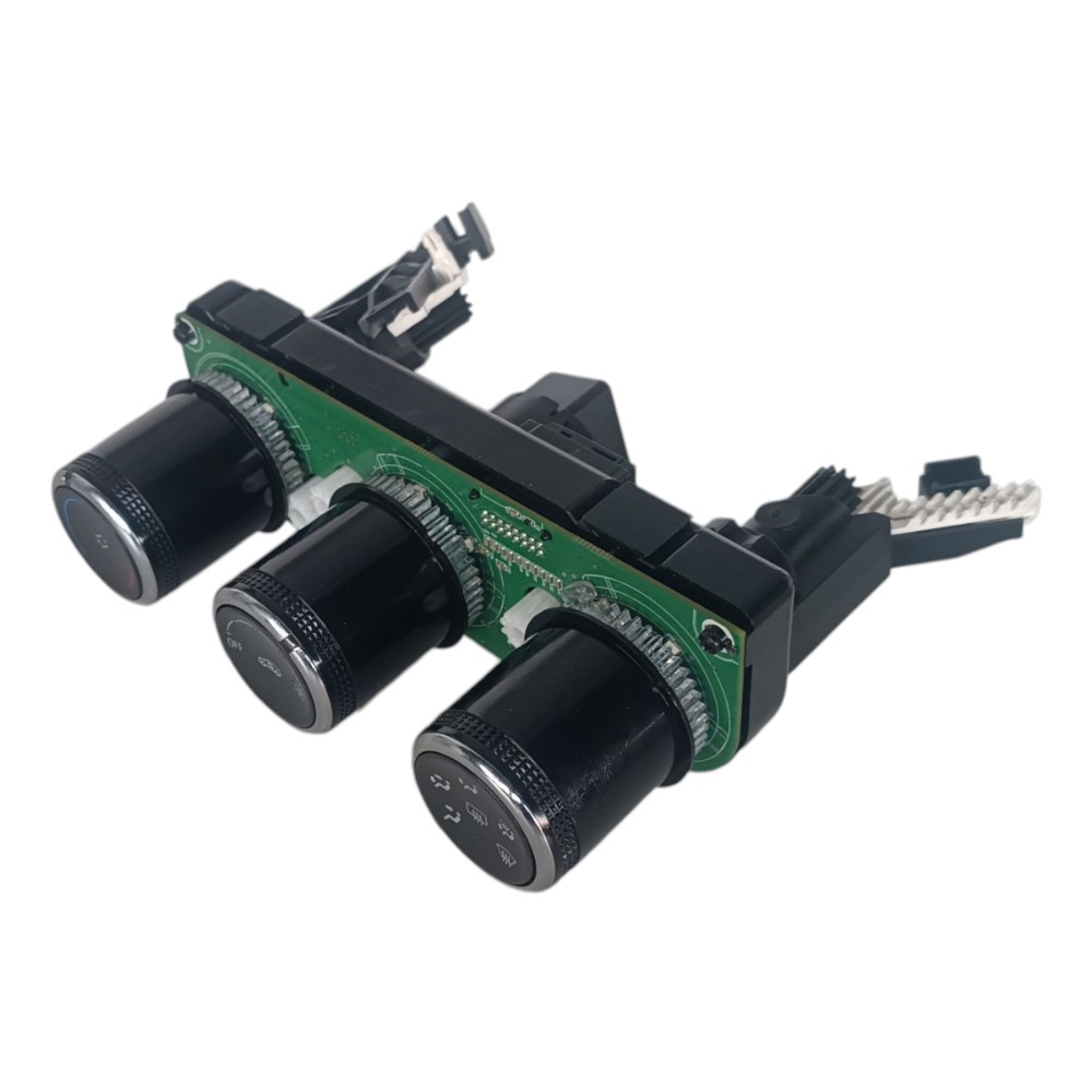 Comando Ar Condicionado Chevrolet Tracker 2022 2023 1