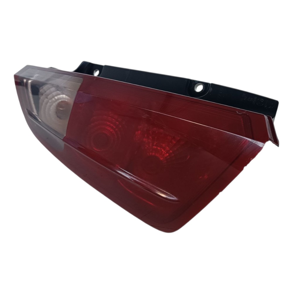 Lanterna Farol 1.4 Traseira Esquerda Fiat Punto 2008 2011 Esquerdo/motorista Vermelho