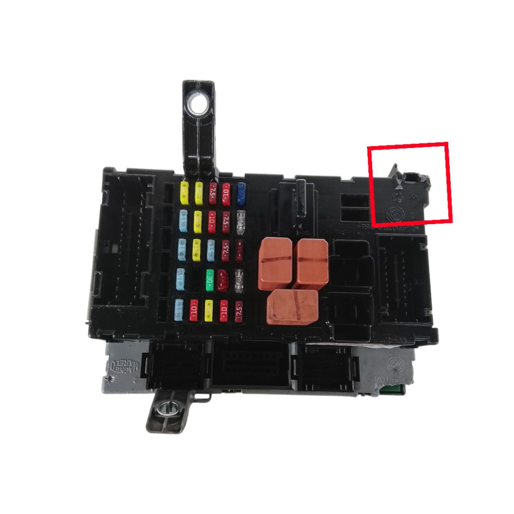 Caixa De Fusíveis C/detalhes Fiat Idea 2005 2016 1