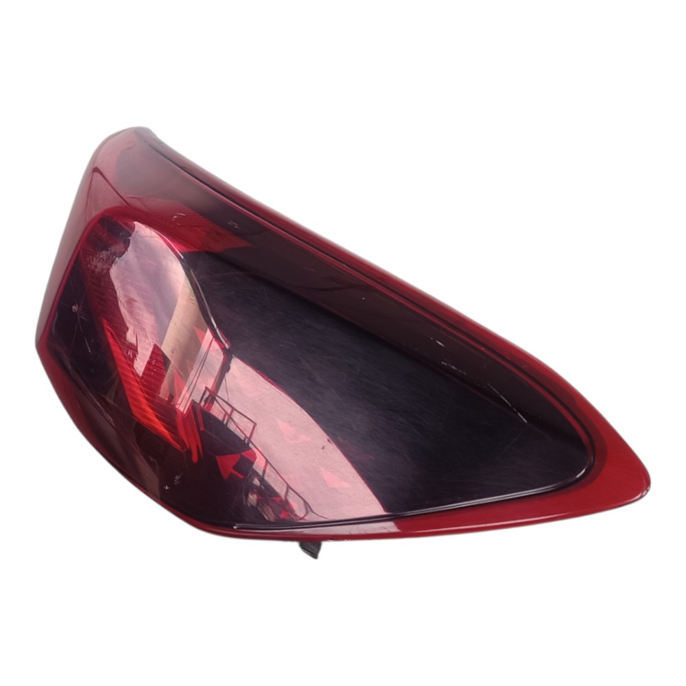 Lanterna Farol Traseiro Direito Chevrolet Onix 2020 2024 Direito/passageiro Vermelho 1