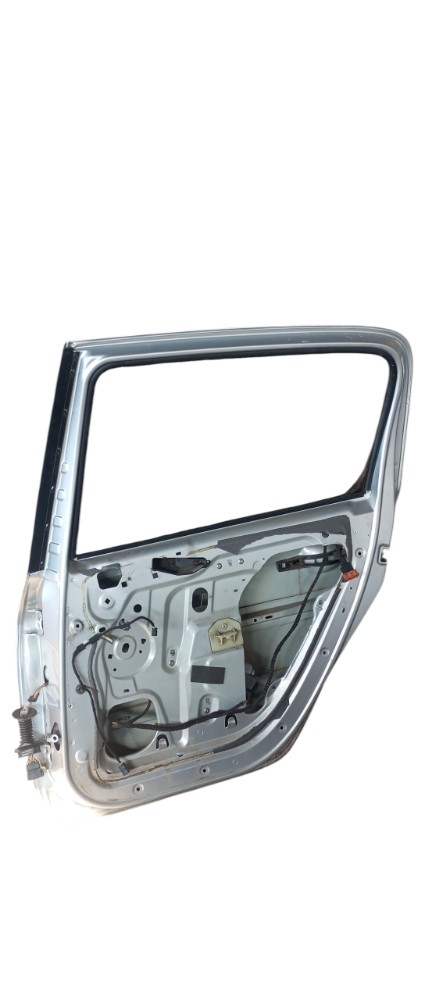 Porta Traseira Direita C/detalhe Peugeot 307 2011  Traseira Direito Prata 2
