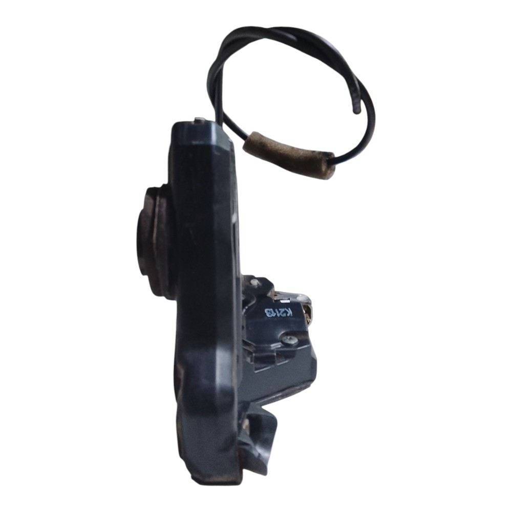 Fechadura  porta Volkswagen polo sedan 2008 traseira direita 4