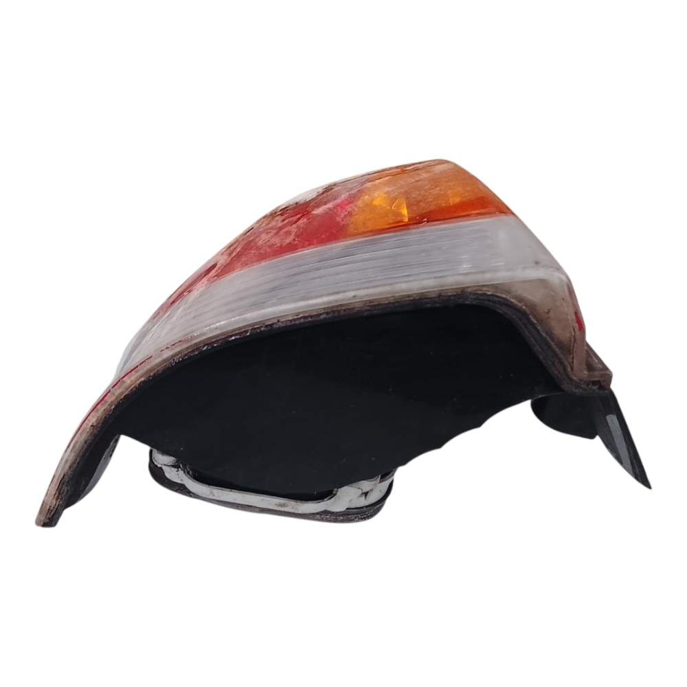 Laterna Farol Traseiro Esquerdo Fiat Palio 2002 2009 Esquerdo/motorista Vermelho 2