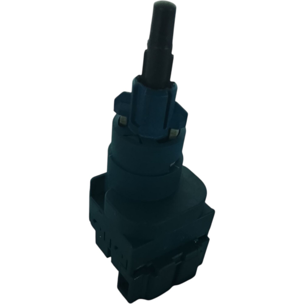 Sensor pedal interruptor embreagem vw Saveiro 2017 2019 5