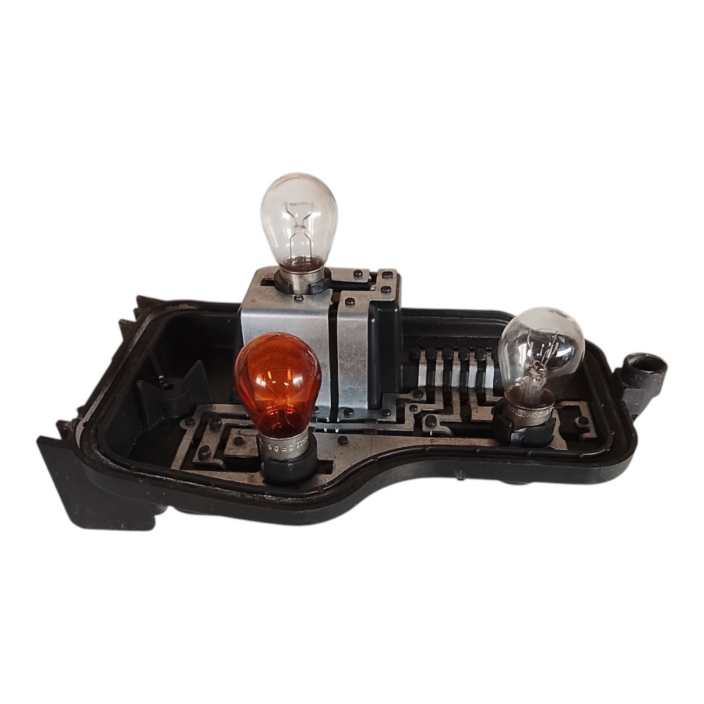 Circuito Eletrico Laterna Traseira Direita Vw Saveiro 09/16 3