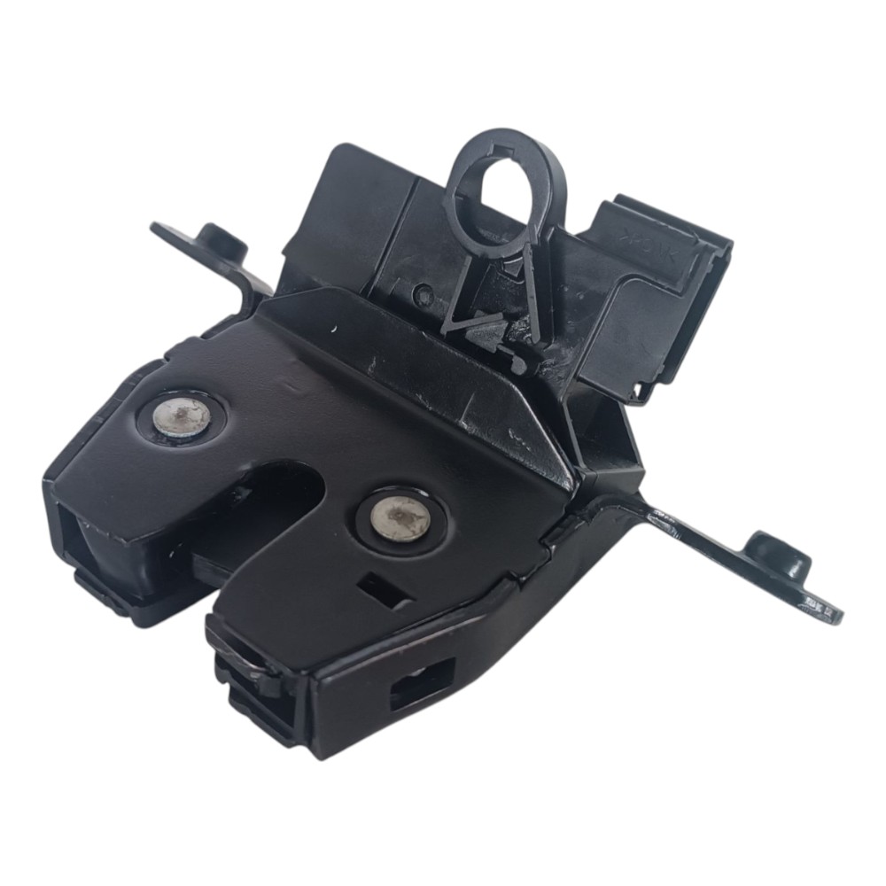Fechadura Tampa Porta Malas Chevrolet Tracker 2020 2024