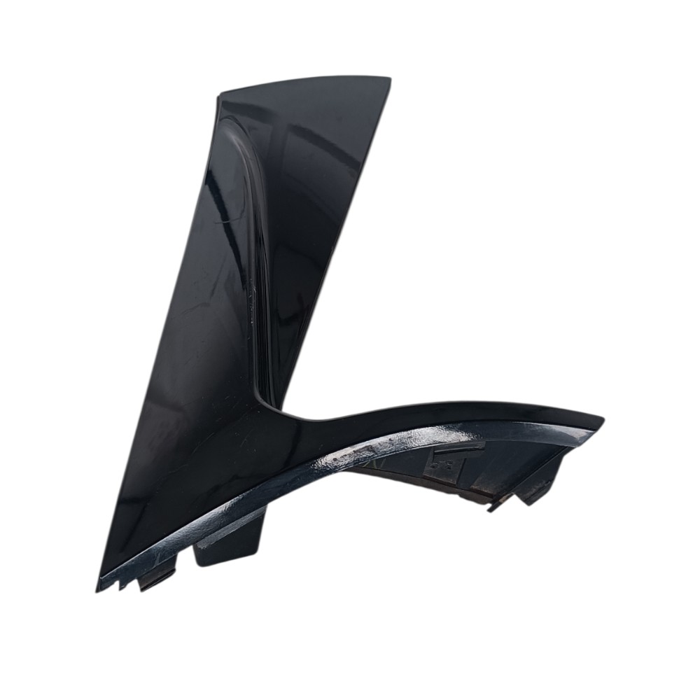 Acabamento Aerofólio Lado Direito Gm Tracker 2020 2024 1