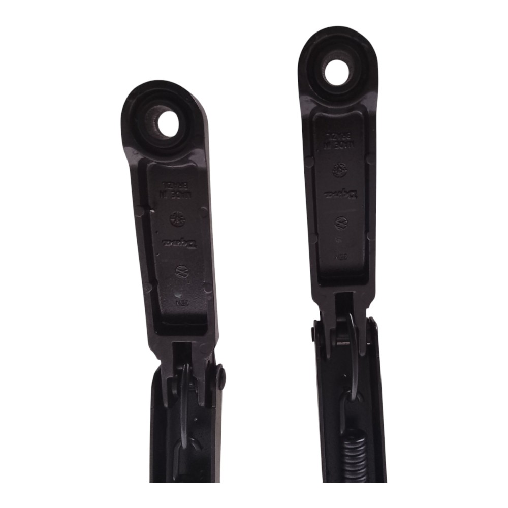 Par Braços Limpadores Parabrisa Volkswagen Saveiro 2009 2016 4